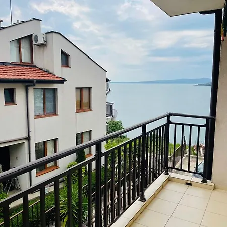 дафни - Dafni- Free Parking Apartmán Sozopol