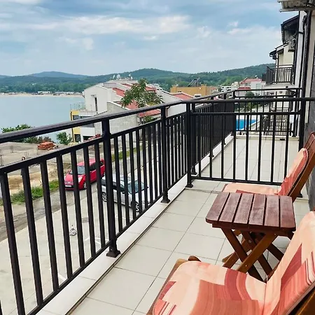 дафни - Dafni- Free Parking Sozopol