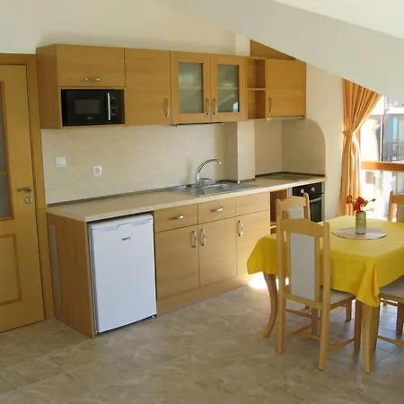 дафни - Dafni- Free Parking Apartmán
