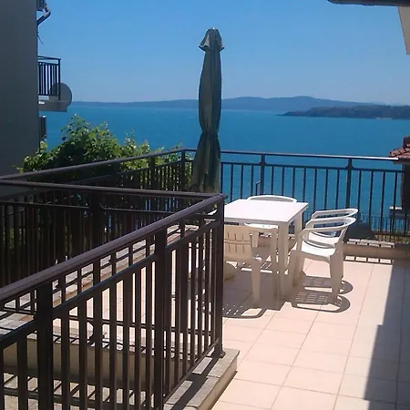 дафни - Dafni Apartamento *