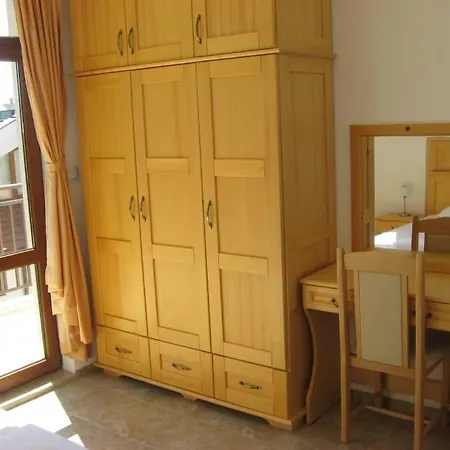 дафни - Dafni Apartment Sozopol